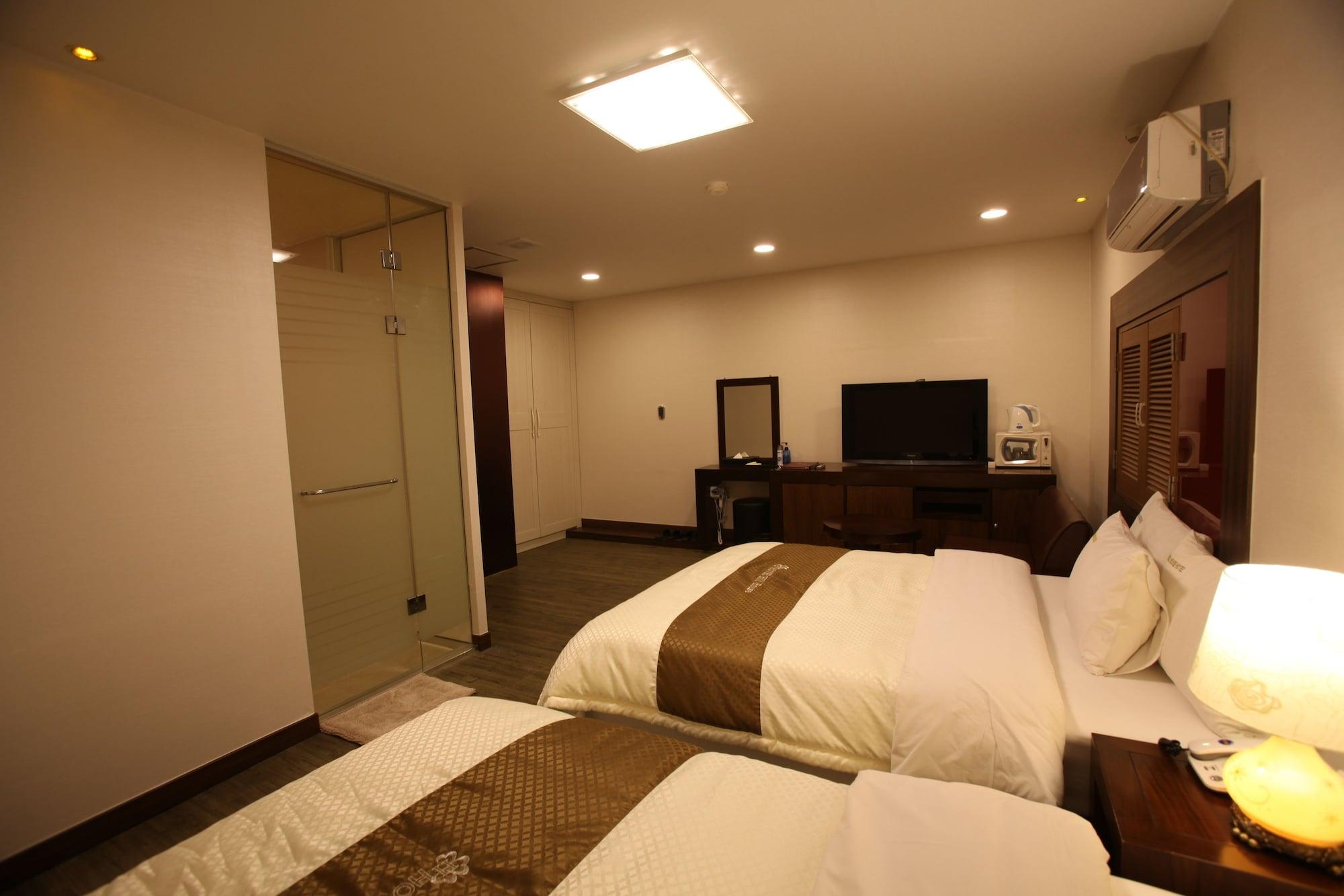 Hill House Seoul Myeongdong Hotel Екстериор снимка