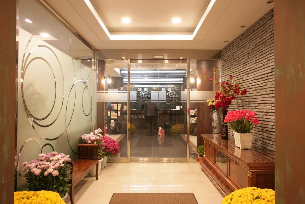 Hill House Seoul Myeongdong Hotel Екстериор снимка